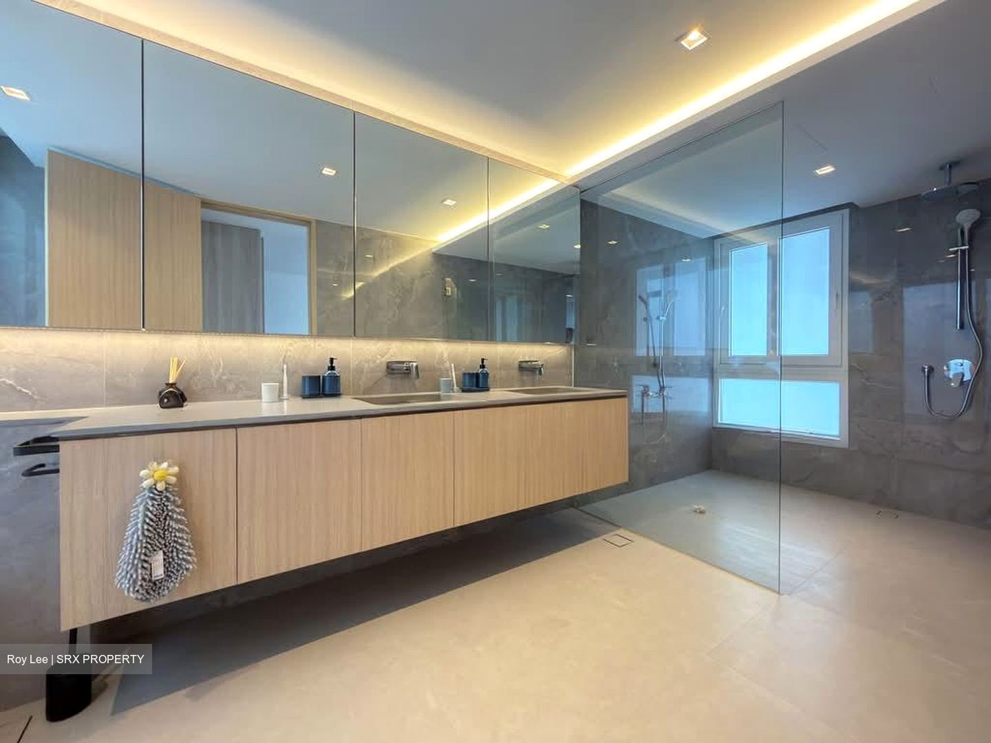 Serangoon Garden Estate (D19), Terrace #580773671